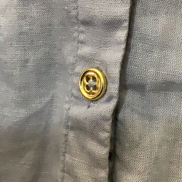 Harve Benard Blue Button Down Top - Picture 4 of 6